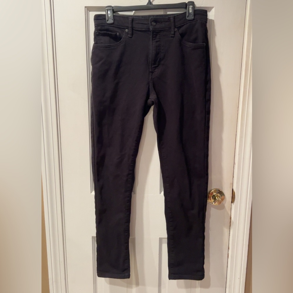 Uniqlo Men's Slim Tapered Mid-rise Ezy Black Jeans (M Waist 30-33 inch)
